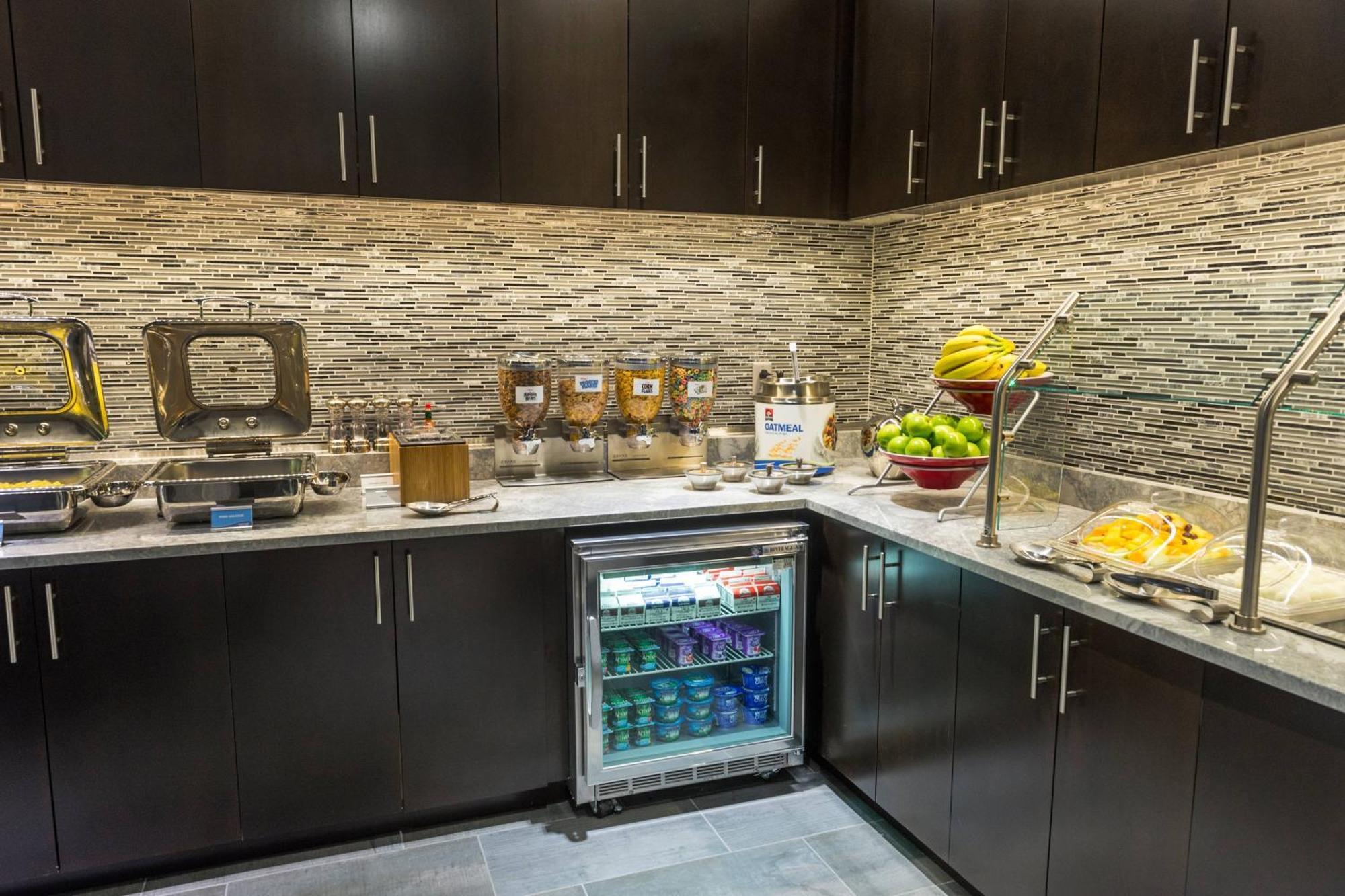 Fairfield Inn & Suites By Marriott Boston Cambridge Buitenkant foto