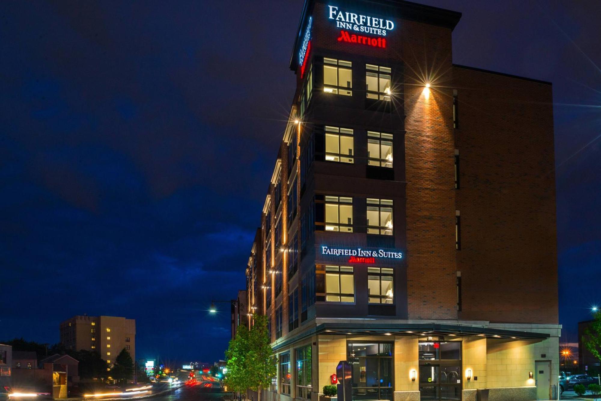 Fairfield Inn & Suites By Marriott Boston Cambridge Buitenkant foto
